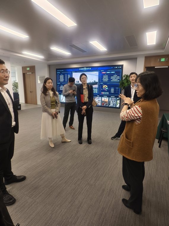 Visit to CSCEC International