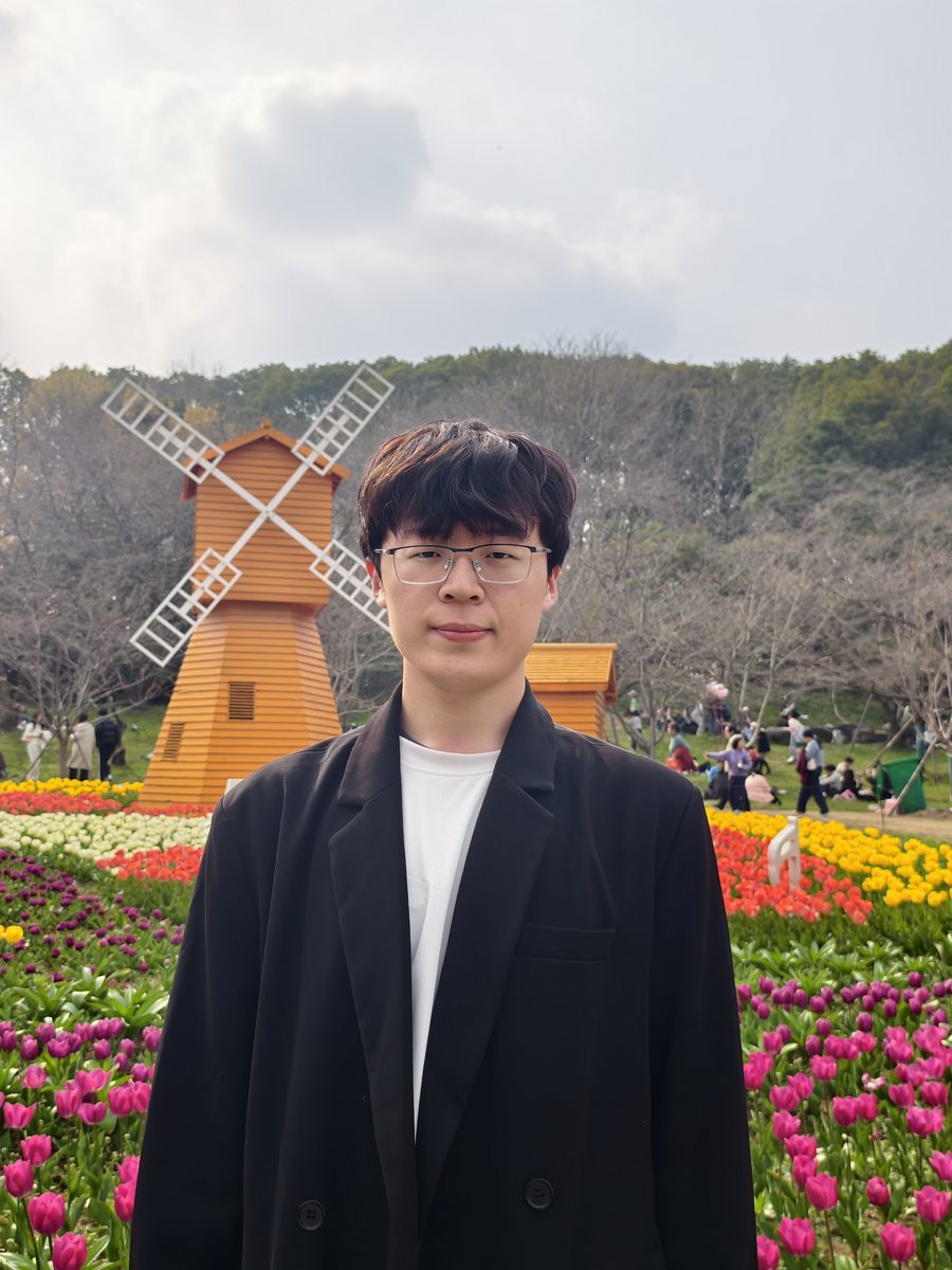 Yunkang Gong